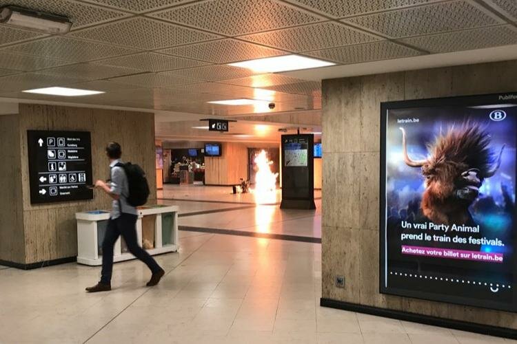 Explosion à la gare de Bruxelles-Central - Credit Remy Bonaffé via twitter